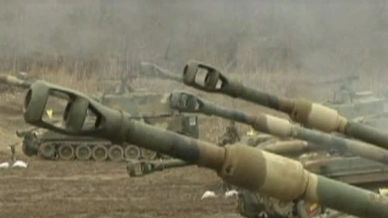 Dél-koreai hadgyakorlat a két Korea közötti határ közelében