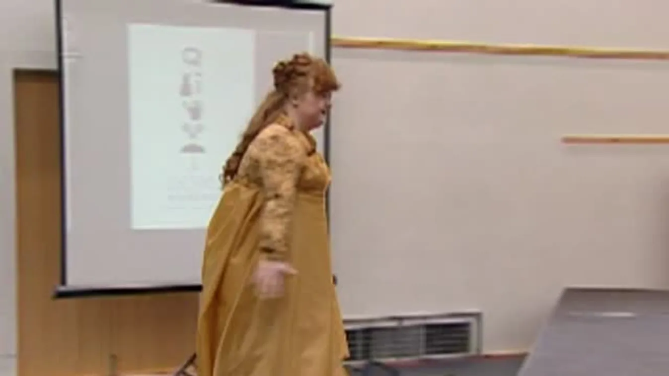 Down-kóros gyermekek divatbemutatója Óbudán