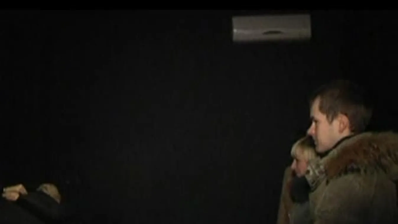 Felfedező – Lady Diana és az estélyik