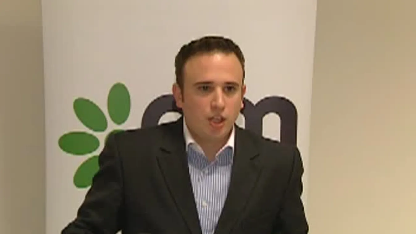 Lemondásra szólította fel Bakondi Györgyöt és Pintér Sándort a PM