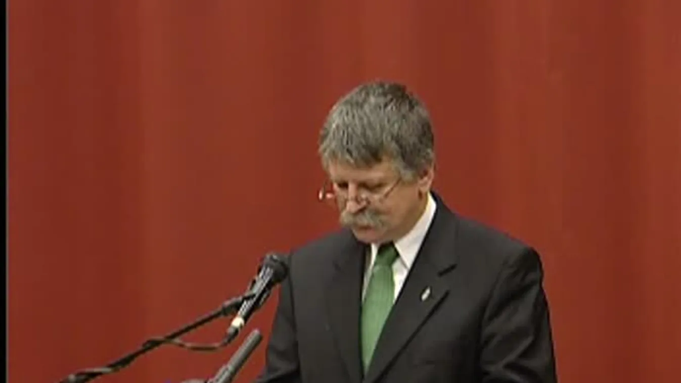 Kövér László a székely zászlóról és a nemzet kiállásáról beszél Berettyóújfaluban