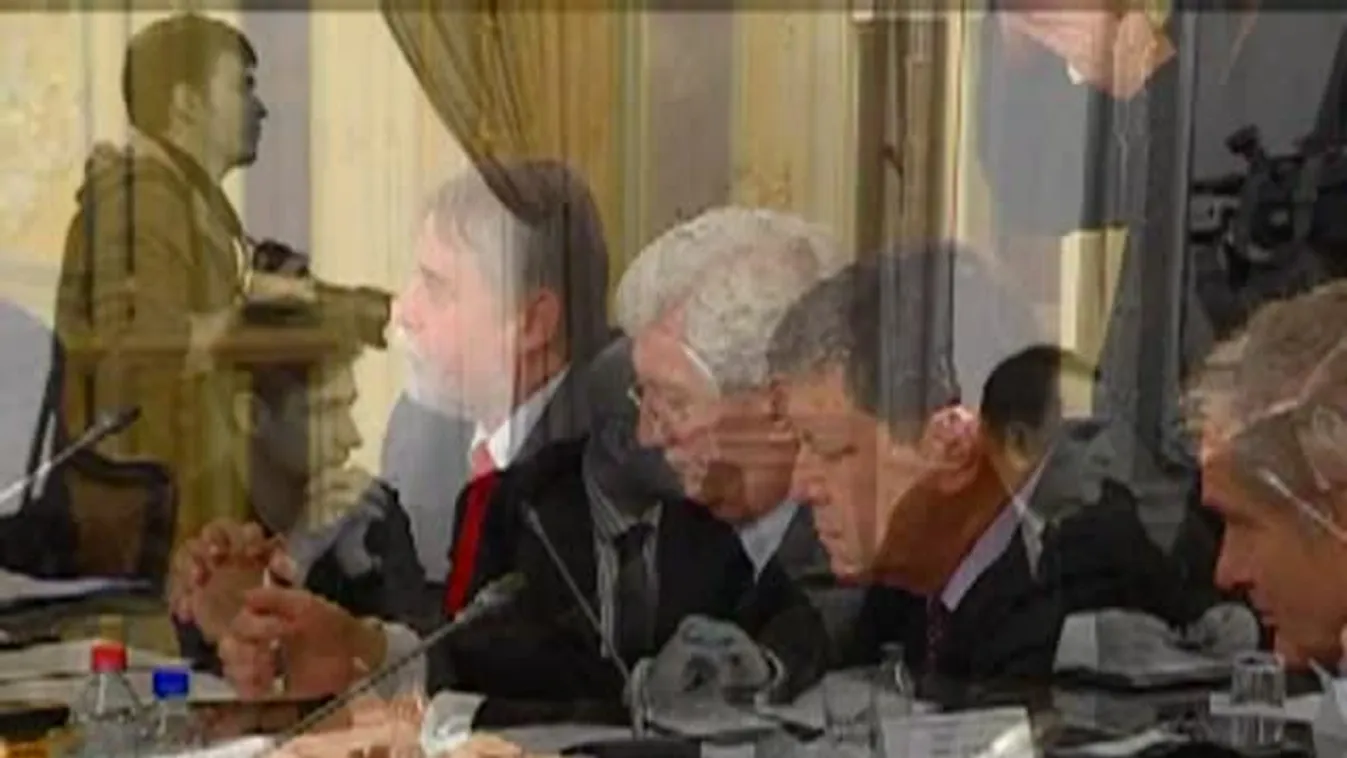 11 milliárdos kormányzati segítség az egyetemeknek