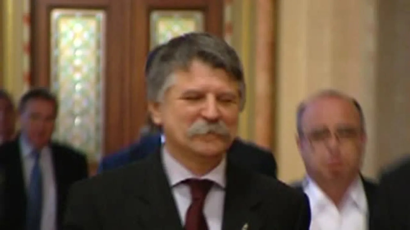 A maximális pénzbírság kiszabását javasolja az Országgyűlés elnöke Szanyi Tiborra