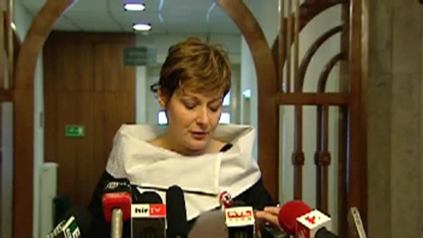 A rendkívüli időjárás miatt elmaradtak a szabadtéri állami rendezvények