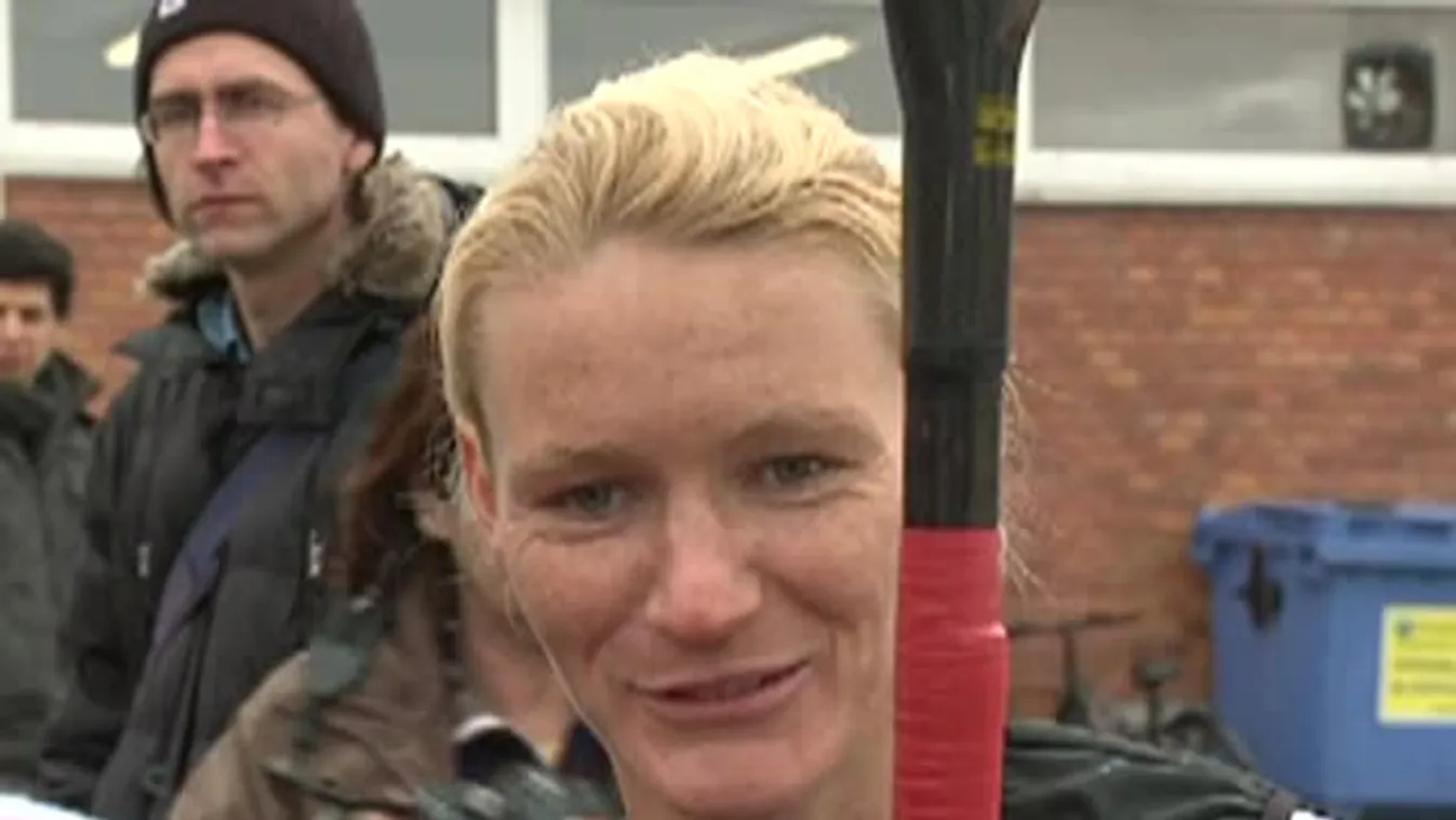 Bemutatkozott új klubjában Douchev-Janics Natasa