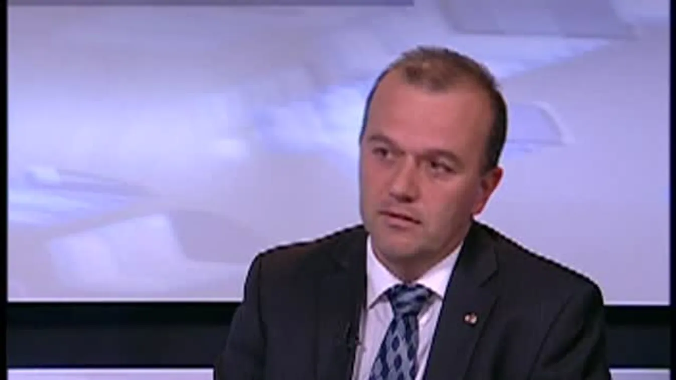 Rájátszás – Ki a náci, és ki a kommunista?