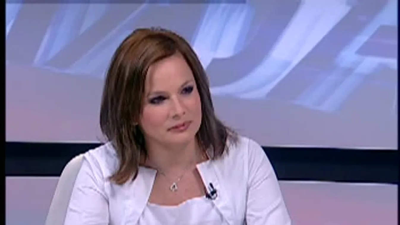 Rájátszás - Tiltott önkényuralmi jelképek