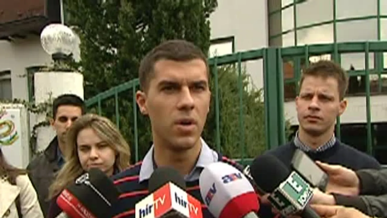 Bajnai Gordon aláírásáért ment a Fidelitas