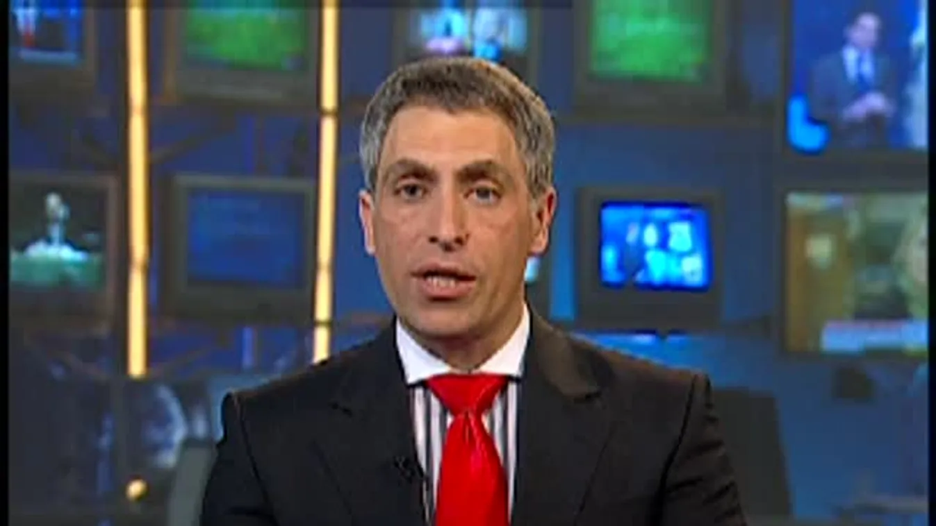 Négy bajnokesélyes csap össze