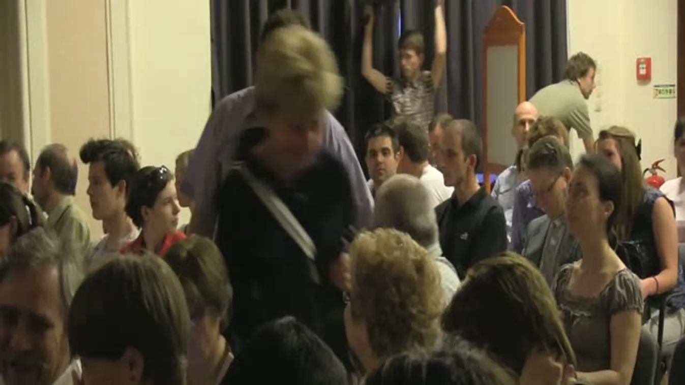 Konspiráció és "államellenes izgatás" a színen