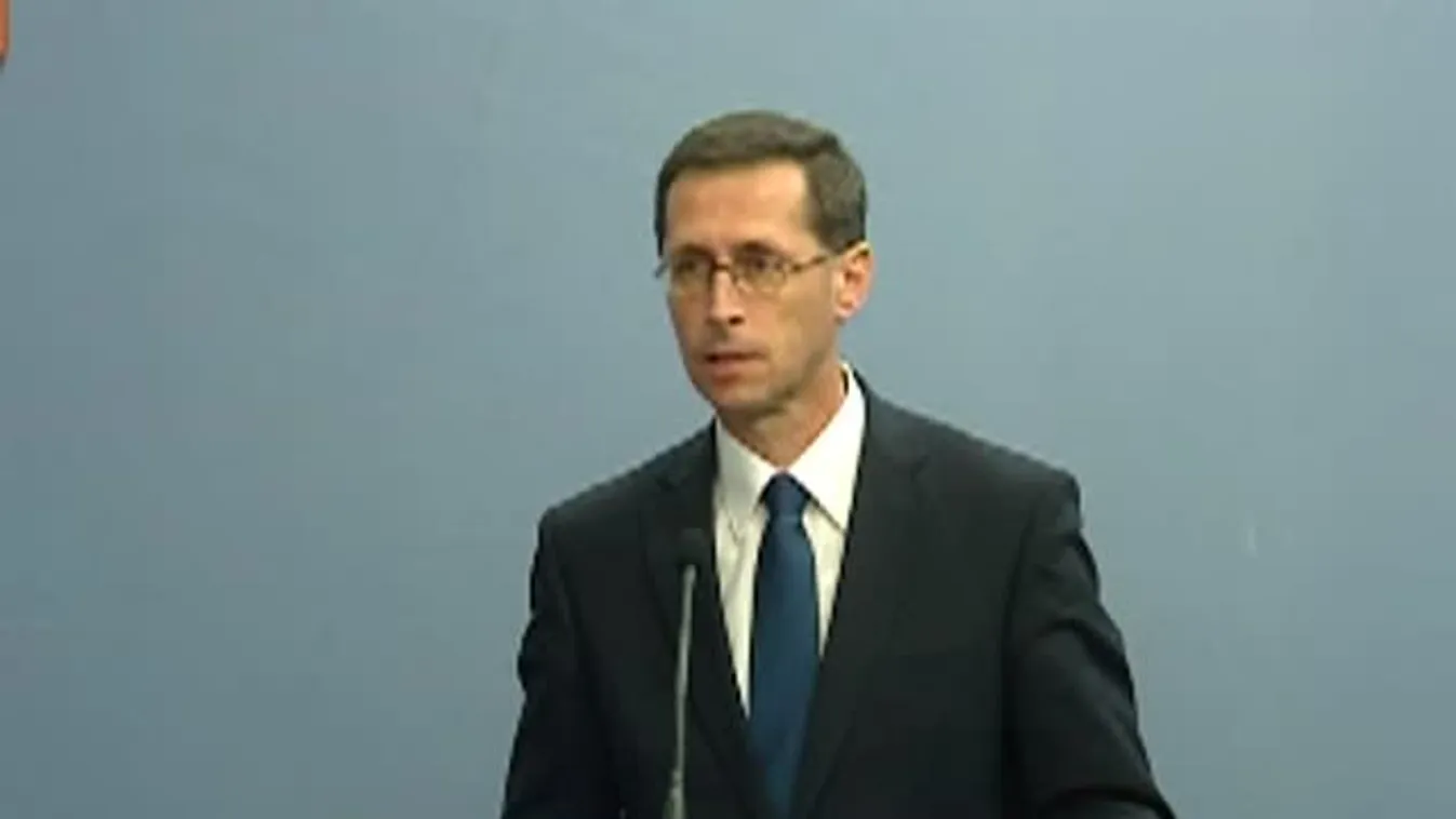 Varga Mihály: Tovább kell csökkenteni a hiányt