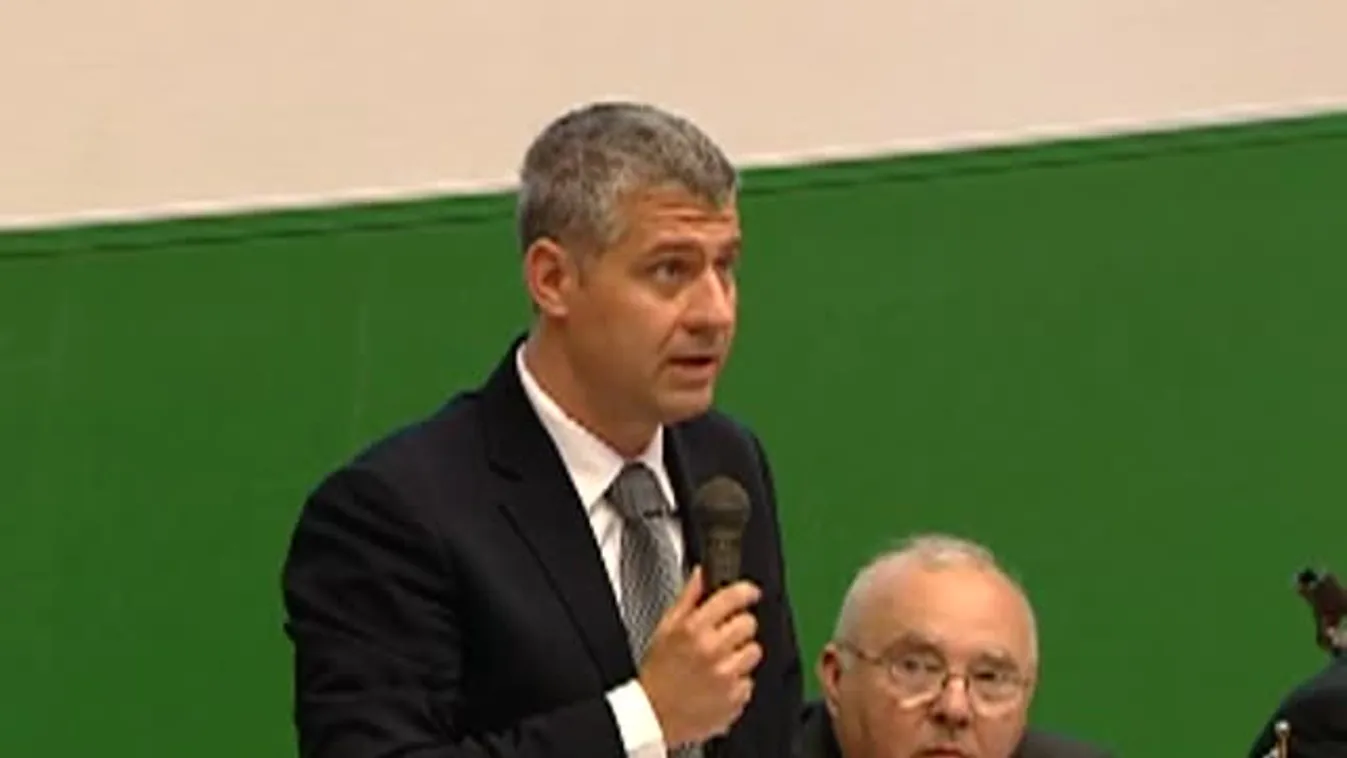 Több mint 10 milliárd forinttal kompenzálná a kormány a fuvarozókat