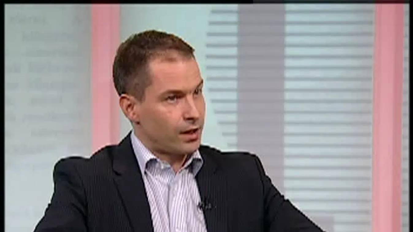 Lapzárta – Portik ártatlannak tartja magát