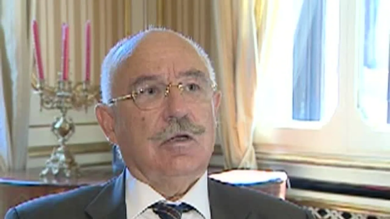 Hírvilág – Egyeztetés a Velencei Bizottsággal