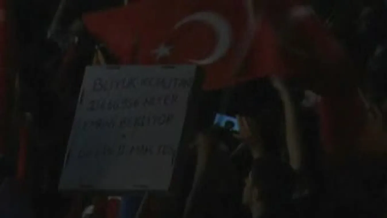 Hírvilág - Elmaradt rendszerváltás