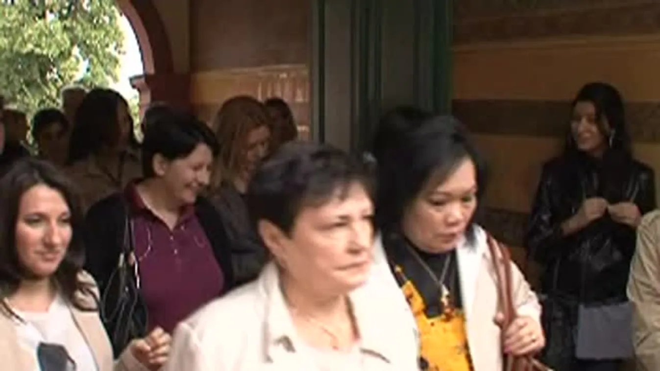 Az államfő felesége vendégül látta a magyarországi nagykövetek házastársait