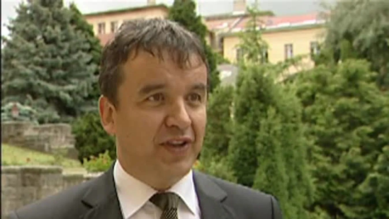 Soroló - Pincészetavatóra az egyik családi gazdaságban