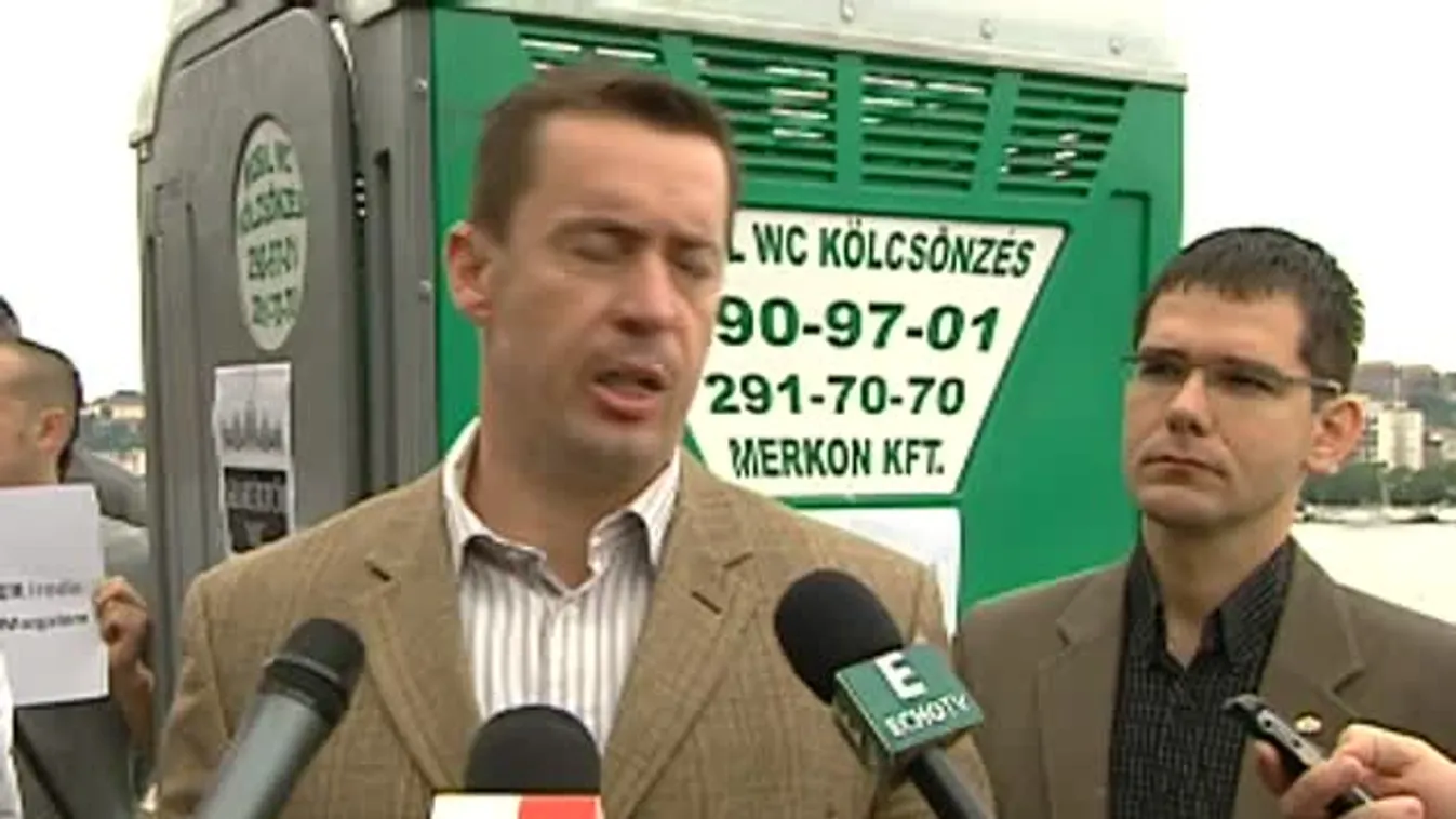 A Jobbik a Képviselő Irodaház előtt nyitott kényszerirodát