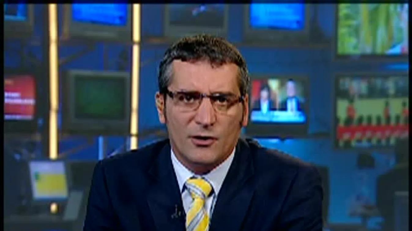 Nyolc minisztérium nevezett focitornára