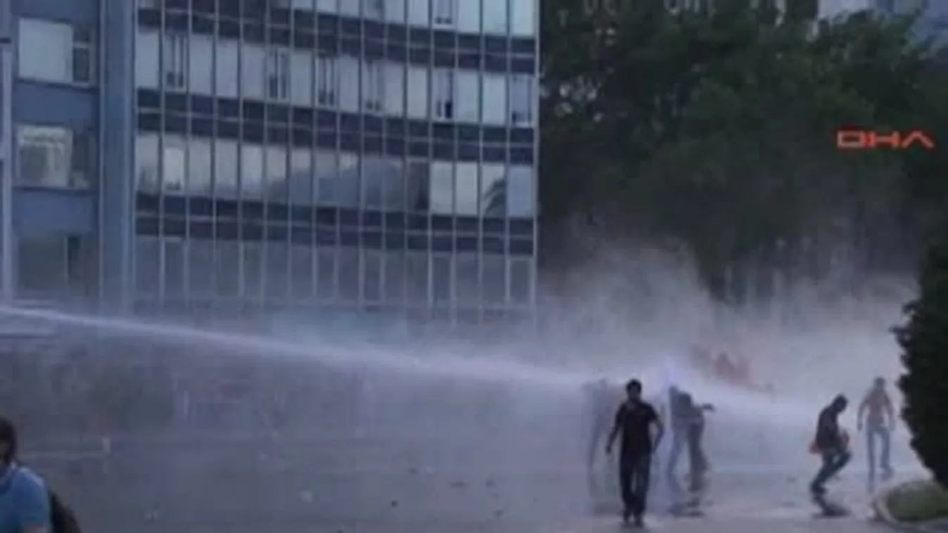 Ellenzéki tüntetések Törökországban