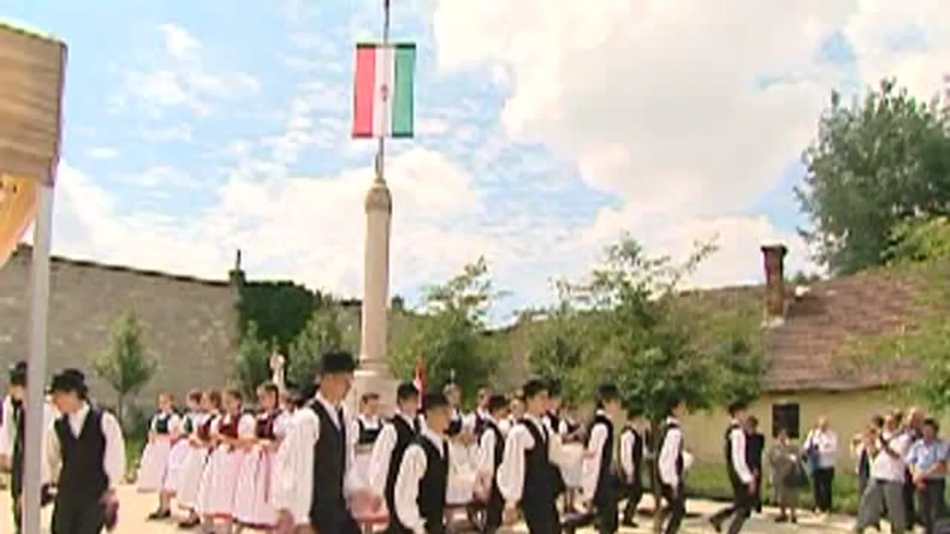 Trianonra emlékeztek a Nemzeti Összetartozás napján