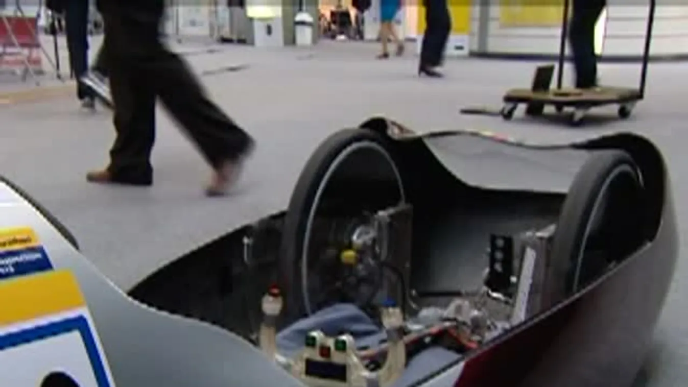 Innovatív süteményt is kóstolhattak az Inno Trenden