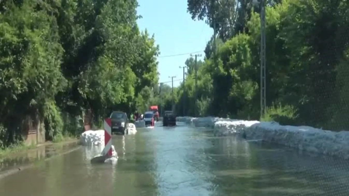 Leányfalu 11-es út