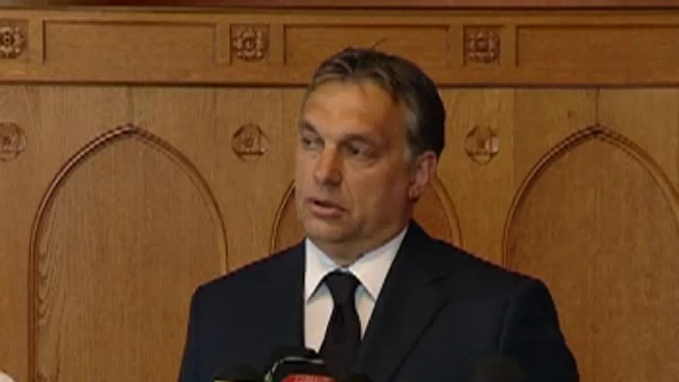Orbán: A kormány a gazdaság megújítását választotta