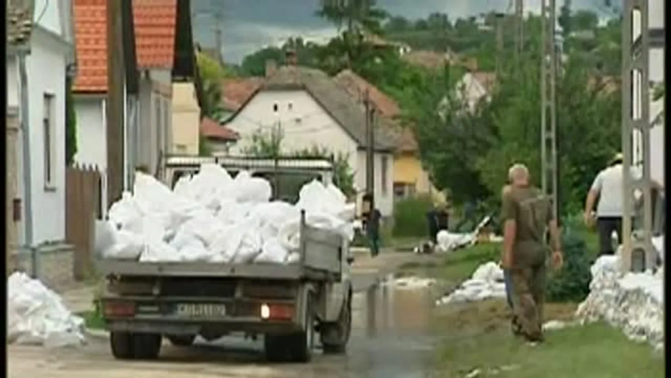 Árvíz Dunaszekcsőnél