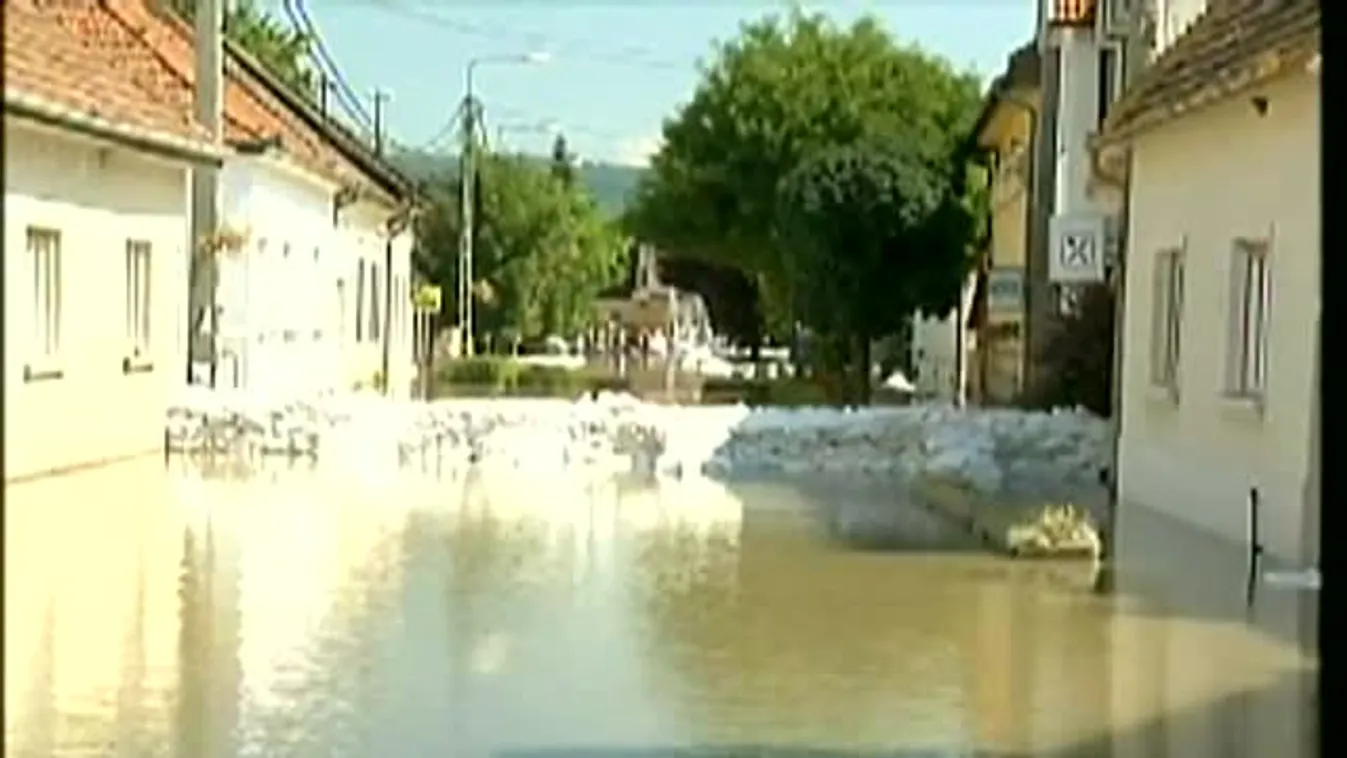 Ismét betört a víz Nagymarosra