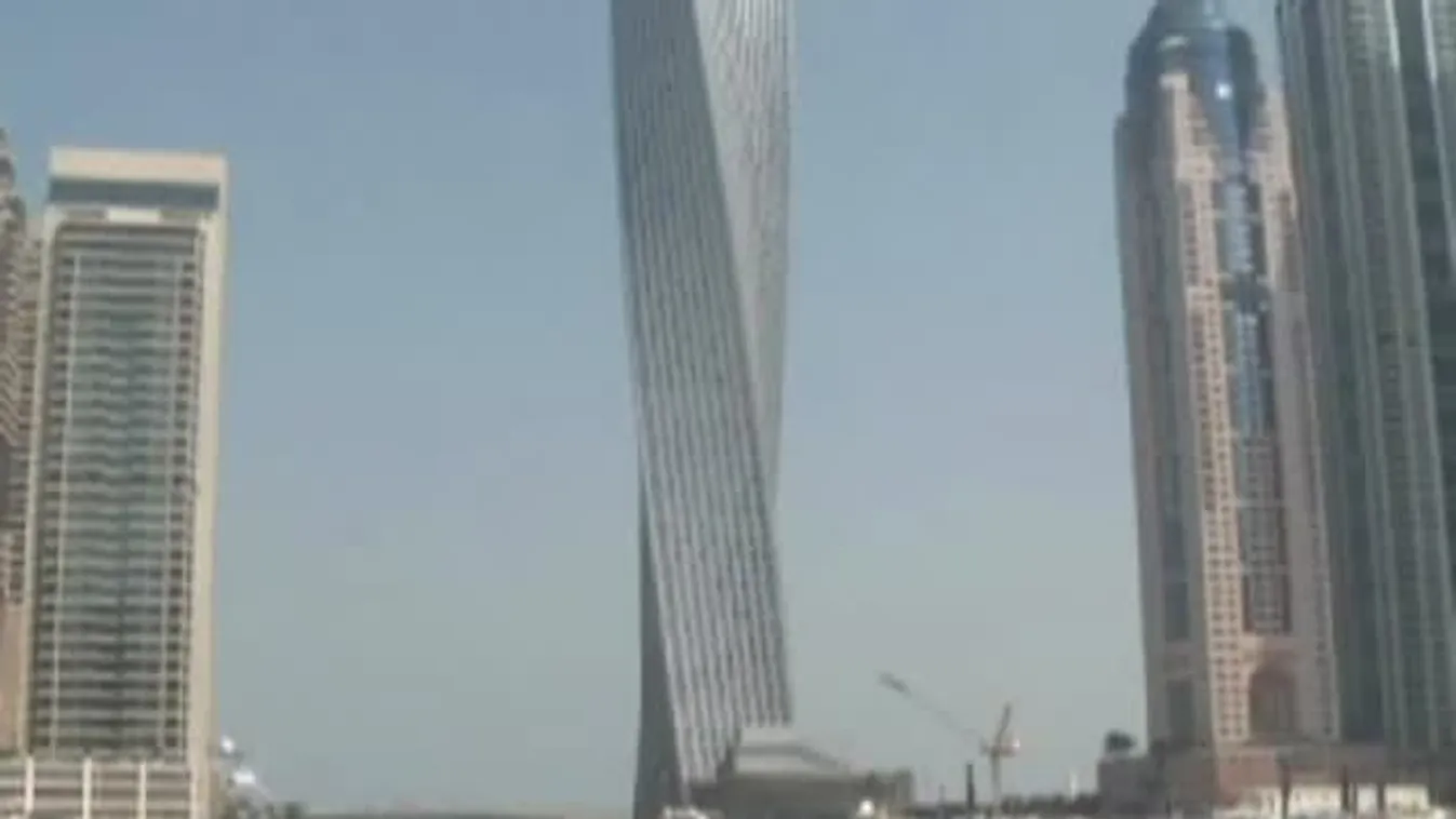 Dubaiban felavatták a világ legmagasabb csavart tornyát
