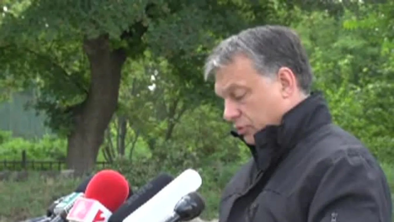 Árvízi védekezést ellenőriz Orbán Viktor miniszterelnök