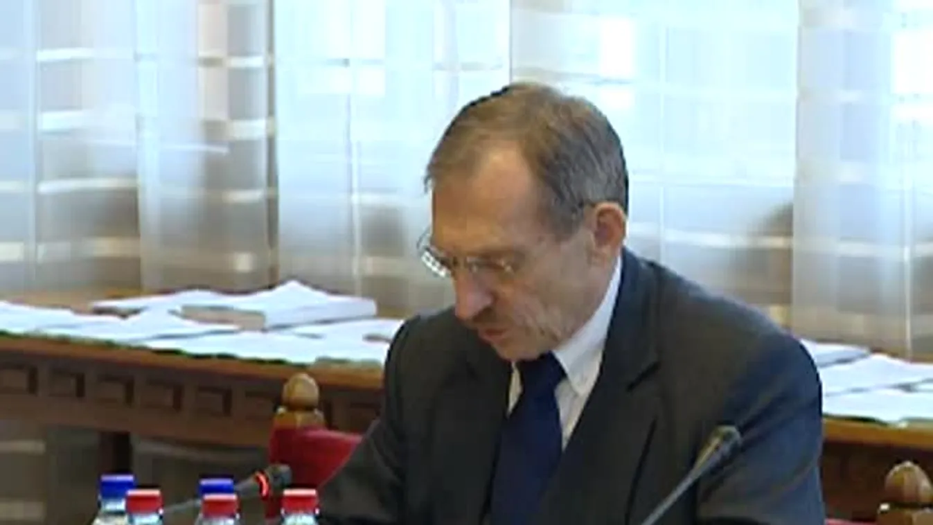 Pintér Sándor az árvízvédelmi készültségről