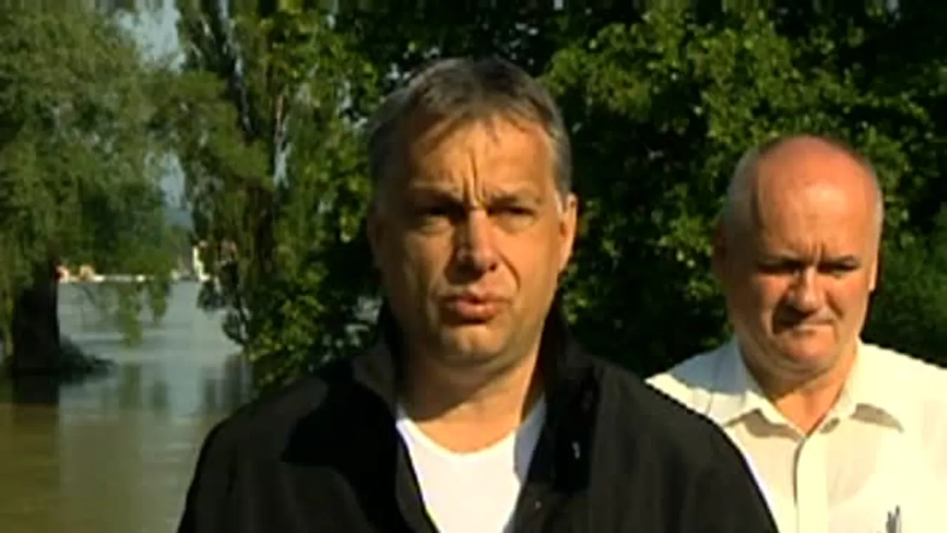 Orbán Viktor szokásos árvízi sajtótájékoztatója Esztergomban