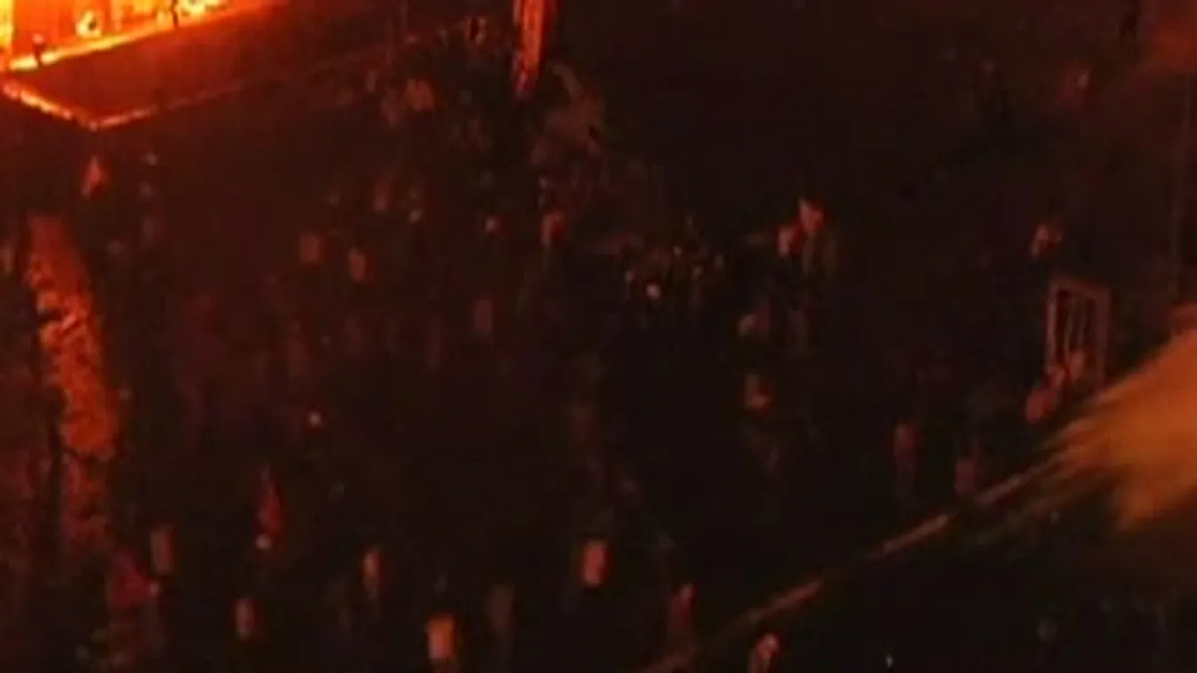 Folyamatos utcai harcok Isztambulban