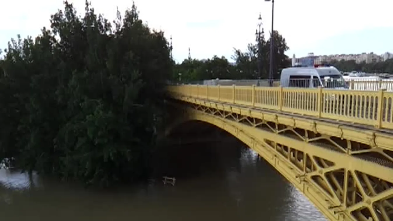 Még sohasem áradt ki ennyire a Duna