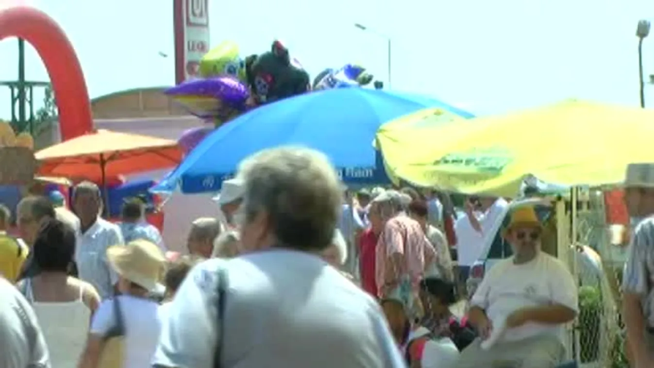 A földtörvényt ünnepelték a jászsági aratónapon