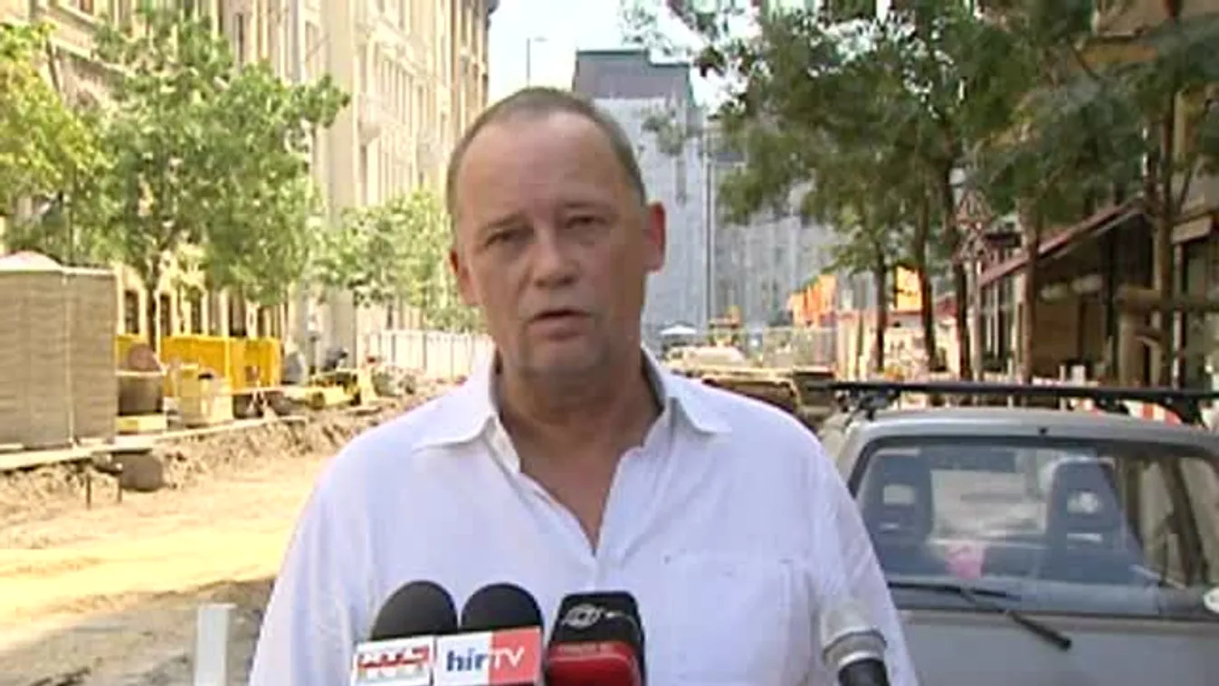 MSZP: A kormány már bevezette a luxusáfát