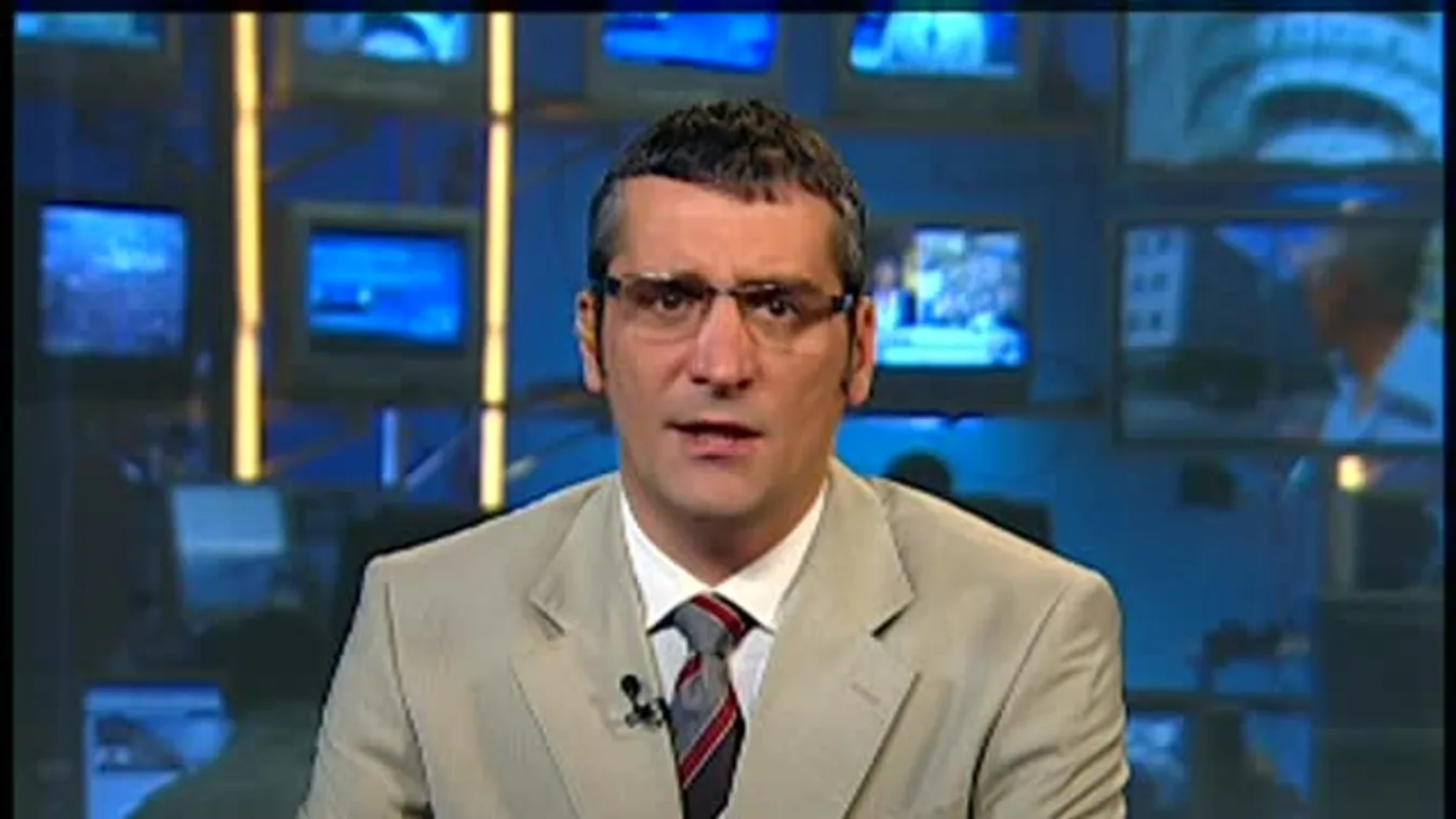 Nem a fogyasztóknak, hanem a szolgáltatóknak kell állniuk a díjat