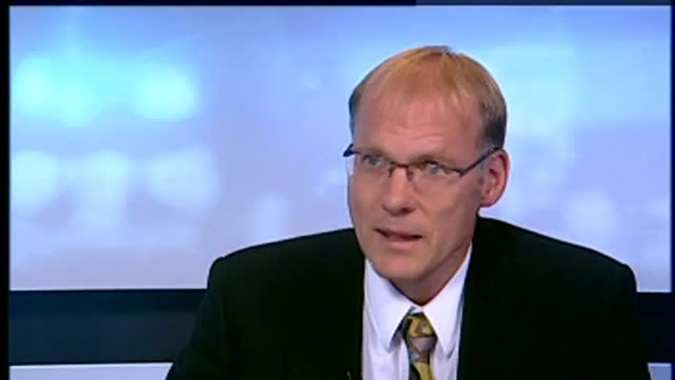 Magyarország élőben – Elnöki jogkörbővülés, politikai bírálatok