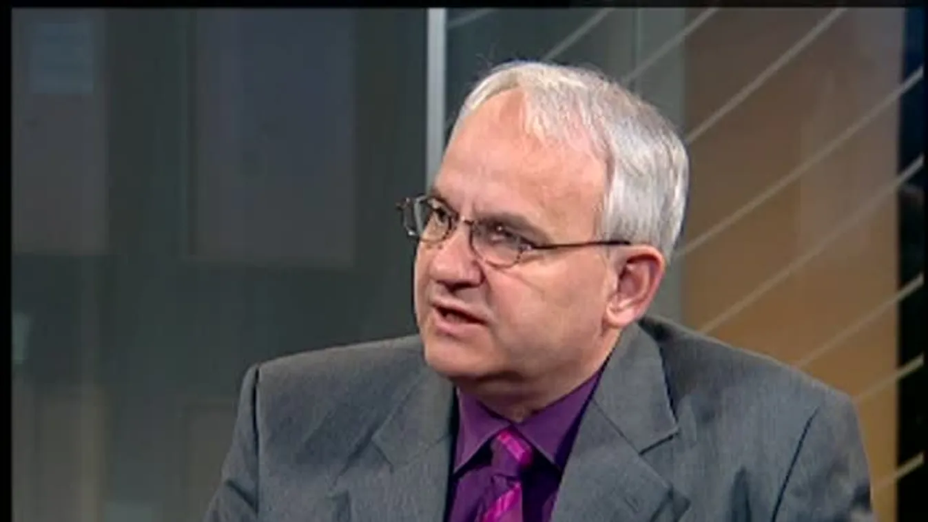 Külpolitikai percek Csicsmann Lászlóval