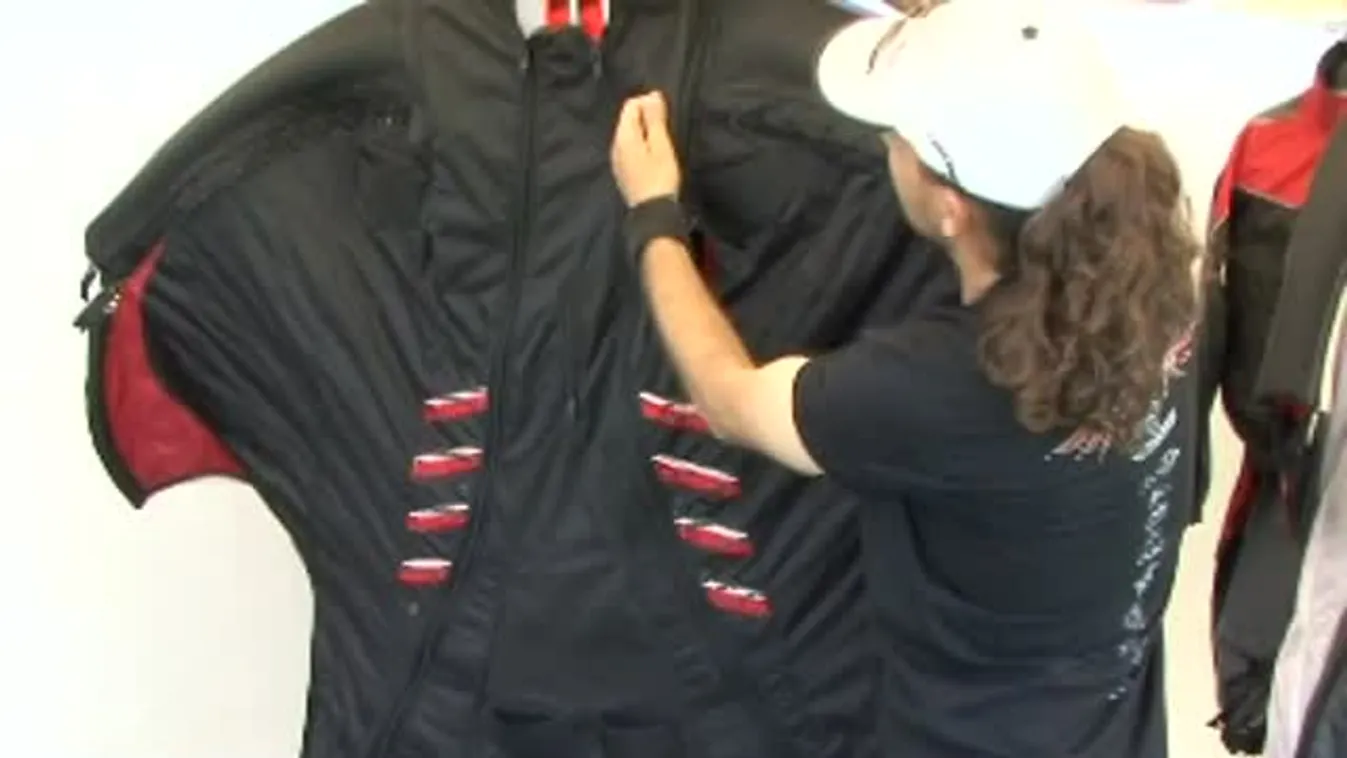 Nemzetközi szárnyas repülőruha fesztivál és bajnokság Siófokon