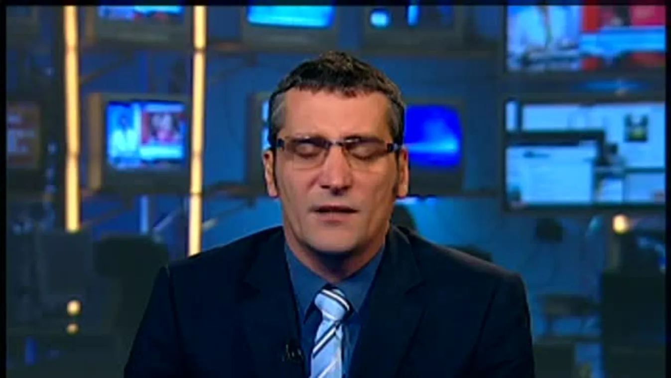 Döbbenet: már a Négy Mancsot védi a baromfisok ügyvédi irodája