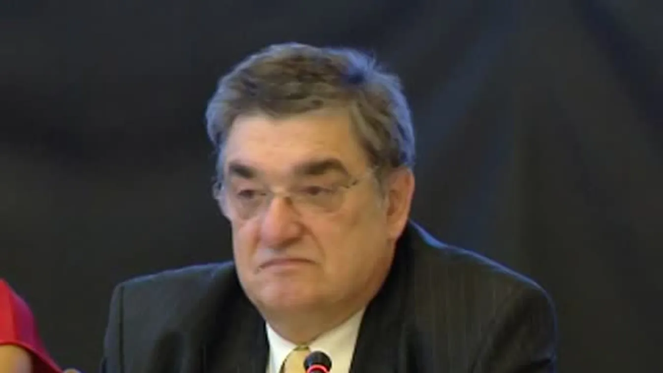 A milotai mézes grillázstorta nyerte el idén a Magyarország Tortája címet