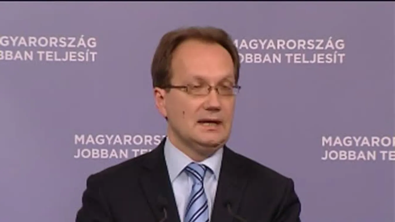 Fidesz: A Gyurcsány-koalíció újra tandíjat vezetne be