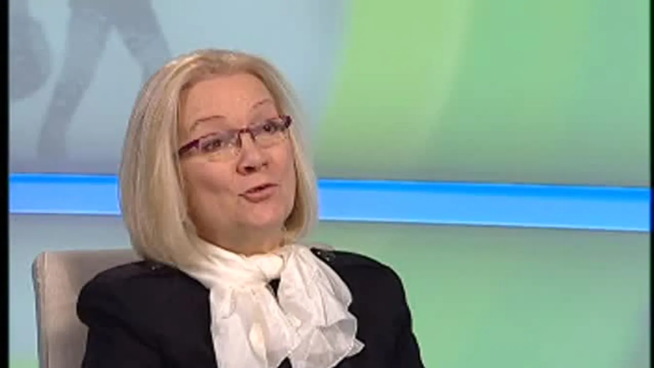 Paletta – Tompos Kátya lemezre énekli Európát