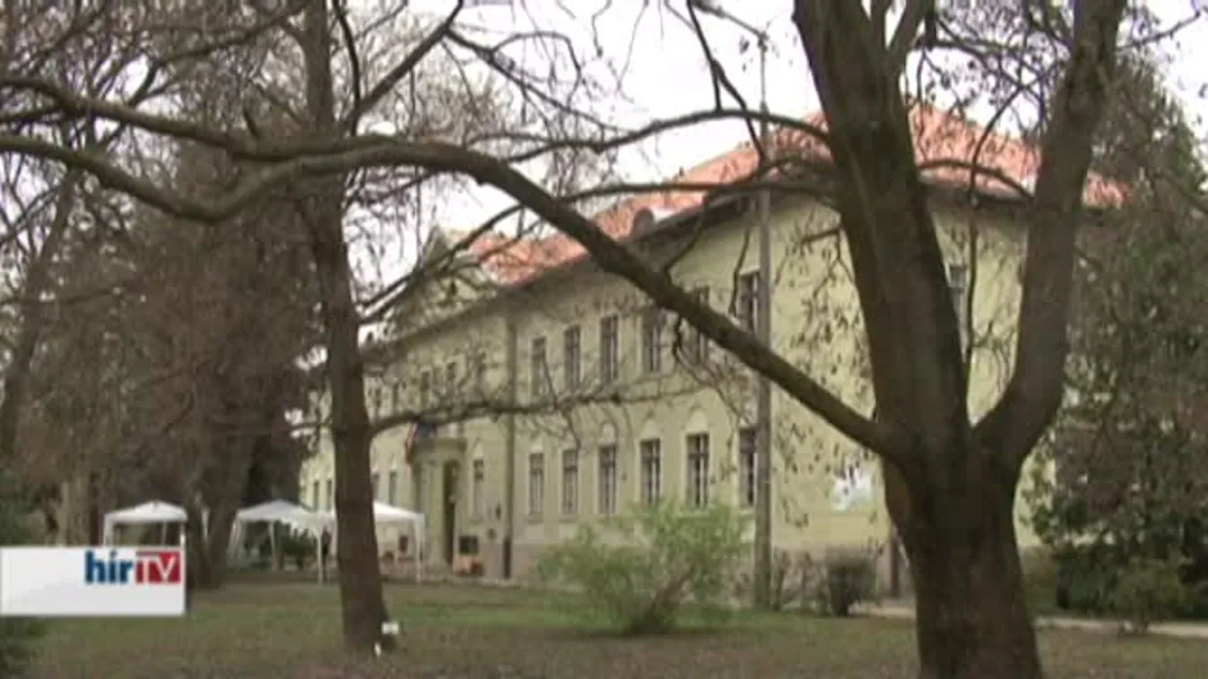 Átadták a szekszárdi agrárképző központ felújított tanügyi épületét