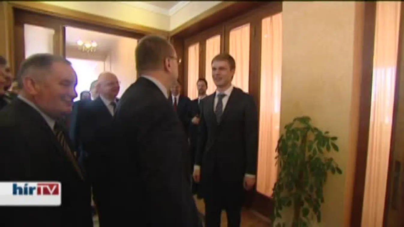 Hírvilág – „Nem vagytok egyedül”