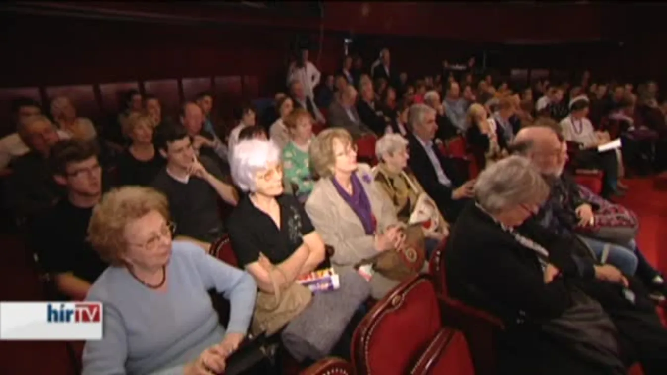 Kortárs költők a Magyar költészet napján a Thália Színházban