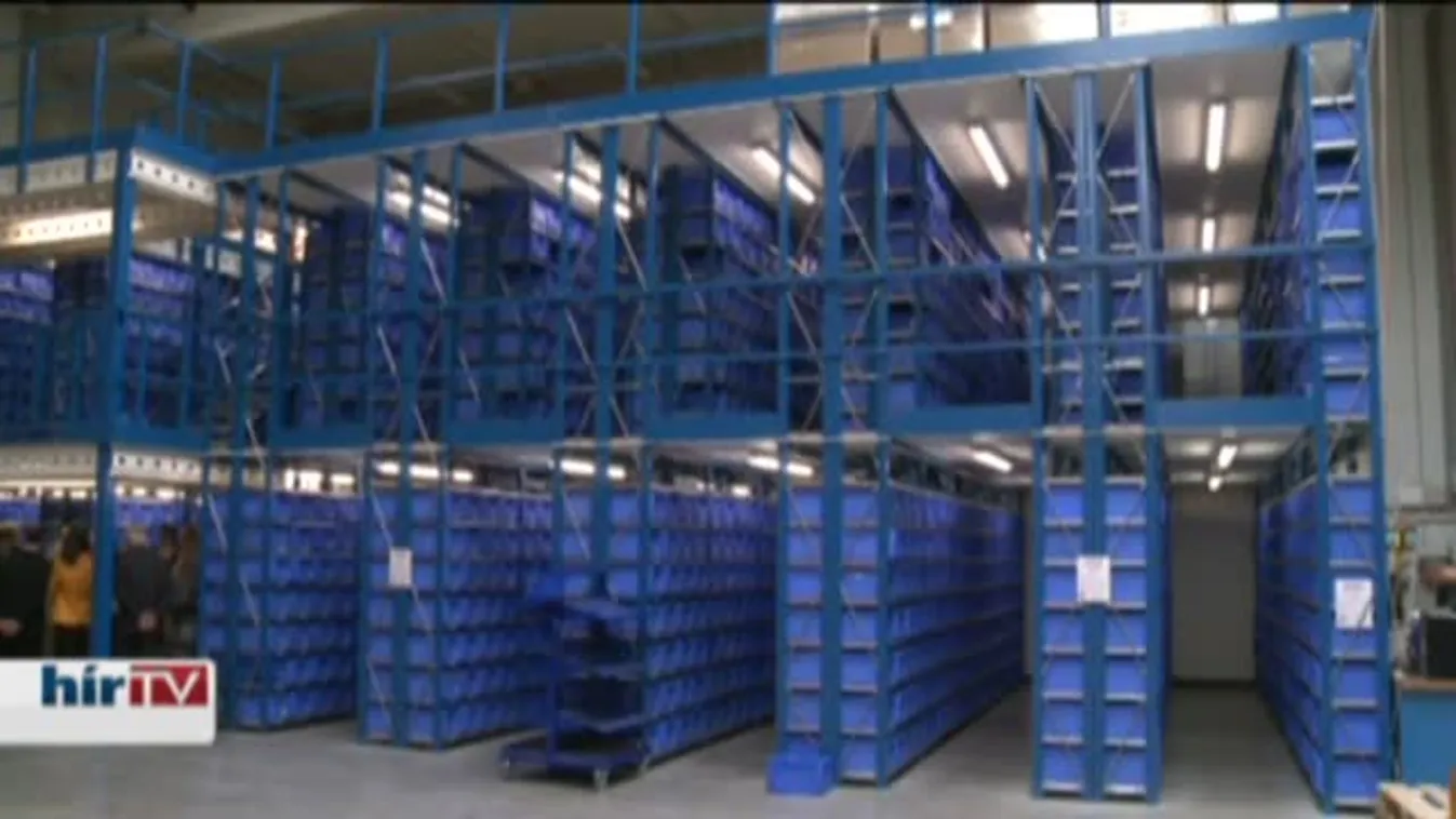 Logisztikai bázist avattak Tatabányán